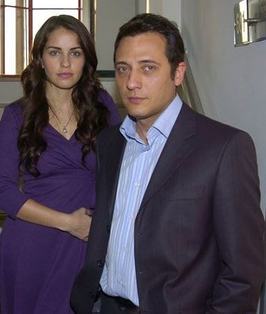 Yiğit Özşener with his wife