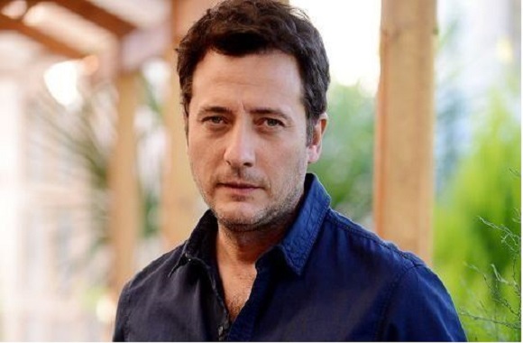 Yiğit Özşener (Pietro) Profile, height, wife, family, net worth, baby, and more